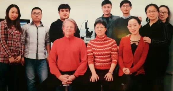 星空网页版
仪器主办新疆大学地质学术交流及培训活动圆满成功